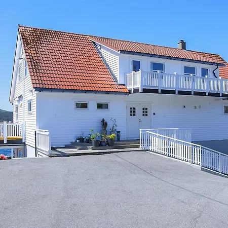 Feriehus Cozy In Bokn With Sauna *