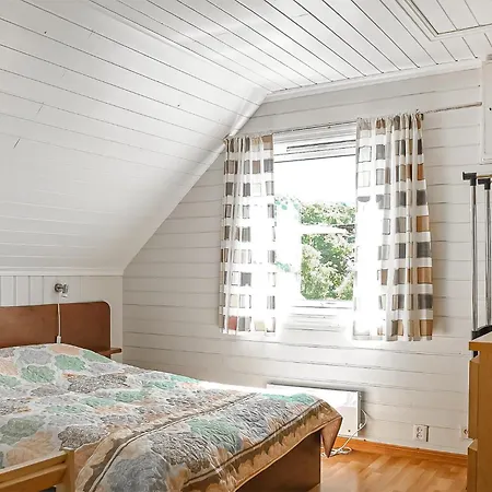 Feriehus Cozy In Bokn With Sauna